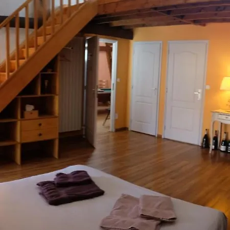 De L'ecurie Holiday home Moussy (Marne)